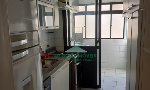 Apartamento à venda na Vila Bertioga | 2 dormitórios | Varanda | 60m² | Lazer completo