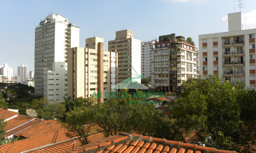 Apartamento à venda em Pinheiros | 1 dormitório | 55m² | Próx. Metrô Sumaré | Excelente localização