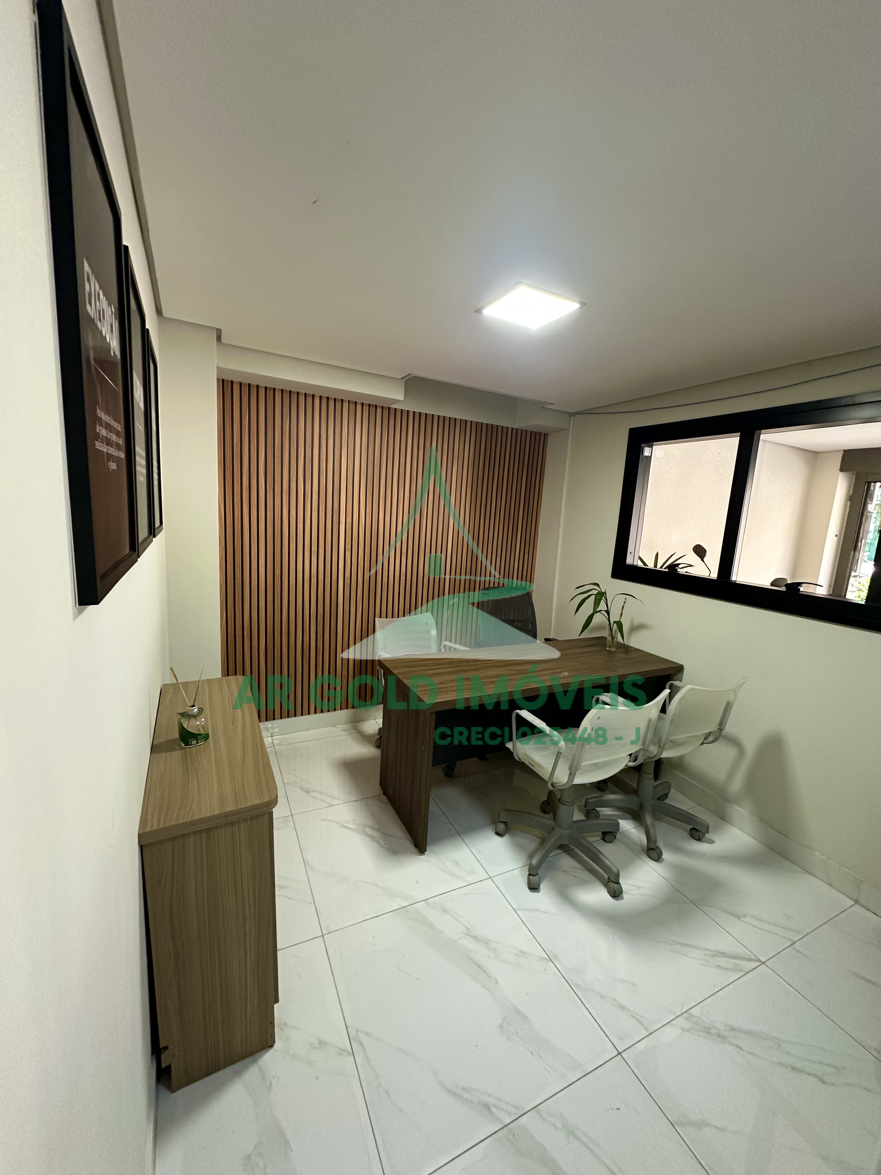 Sala comercial para locação na Barra Funda | 20m² | Mobiliada | Ideal para reuniões