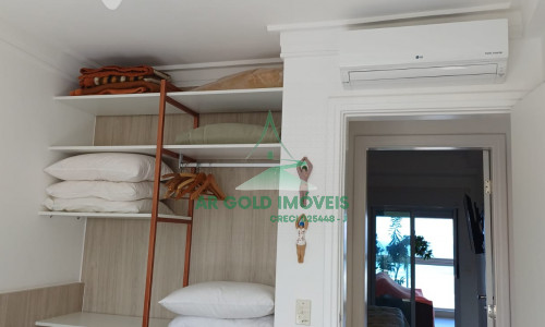 Cobertura à venda na Riviera | 5 suítes | Piscina privativa | Pé na areia