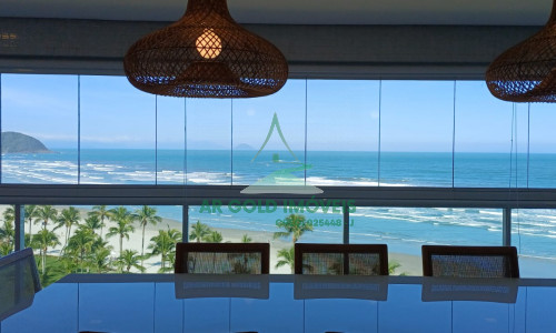 Cobertura à venda na Riviera | 5 suítes | Piscina privativa | Pé na areia