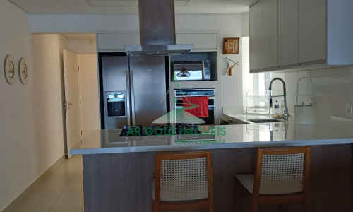 Cobertura à venda na Riviera | 5 suítes | Piscina privativa | Pé na areia