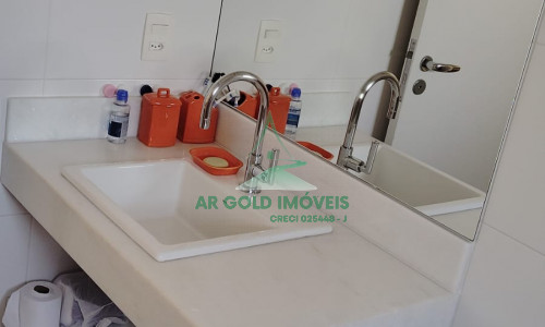 Cobertura à venda na Riviera | 5 suítes | Piscina privativa | Pé na areia