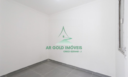 Casa térrea à venda no Parque São Domingos | 2 dorms | 2 vagas | 129m²