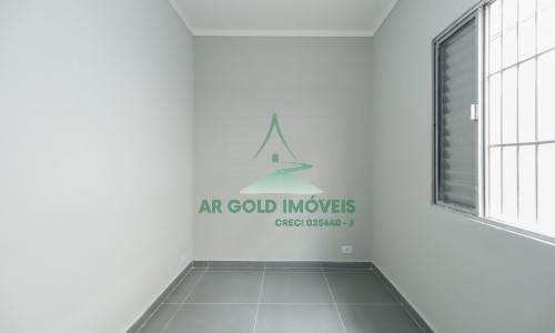 Casa térrea à venda no Parque São Domingos | 2 dorms | 2 vagas | 129m²