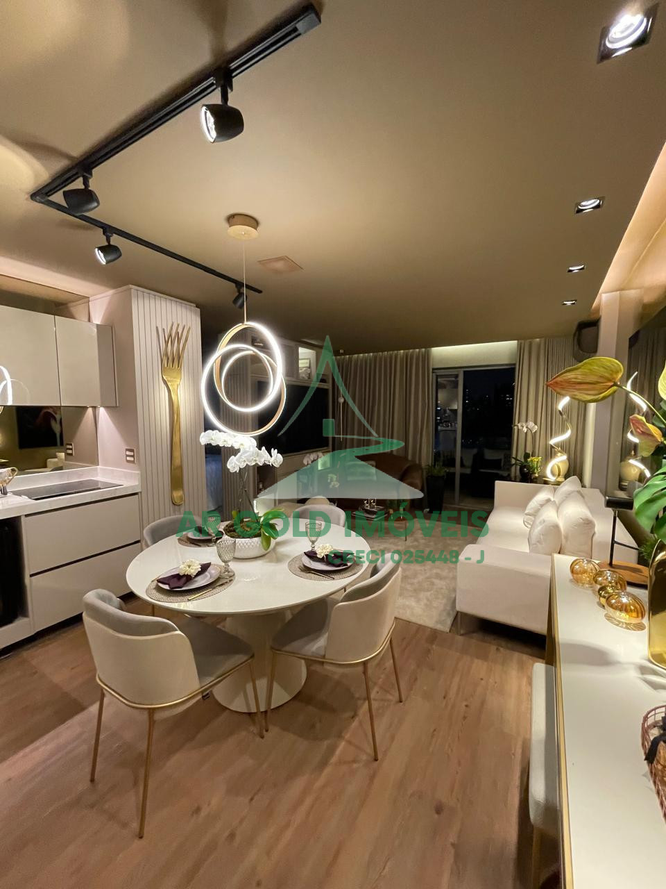 Apartamento de alto padrão para locação na Vila Nova Conceição | 100m² | 2 vagas