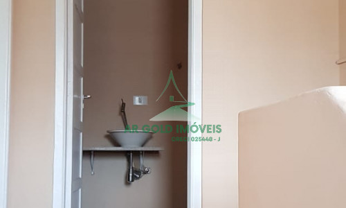 Sobrado comercial para locação em Pinheiros | 1 vaga | Próx. Metrô Sumaré