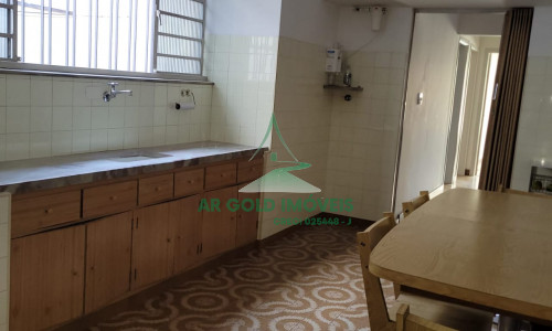 Casa térrea à venda no Parque São Domingos | 2 dormitórios | Edícula | Quintal | 1 vaga