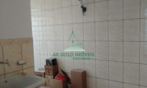 Casa térrea à venda no Parque São Domingos | 2 dormitórios | Edícula | Quintal | 1 vaga