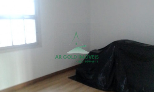 Casa térrea à venda no Parque São Domingos | 2 dormitórios | Edícula | Quintal | 1 vaga