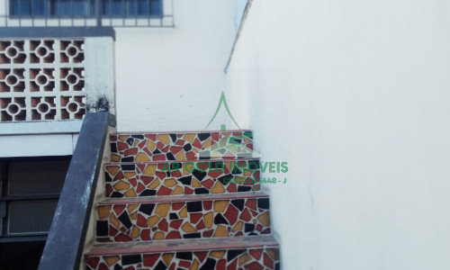 Casa térrea à venda no Parque São Domingos | 2 dormitórios | Edícula | Quintal | 1 vaga