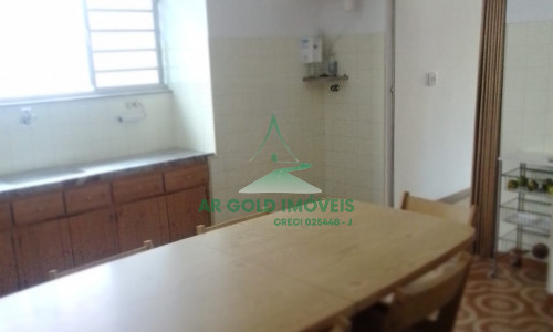 Casa térrea à venda no Parque São Domingos | 2 dormitórios | Edícula | Quintal | 1 vaga