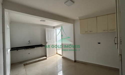 Casa térrea à venda na Vila Piauí | 4 dormitórios | 2 vagas | 114m²