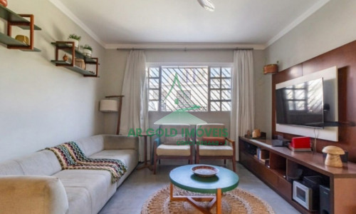 Sobrado à venda na Zona Oeste | 3 dormitórios | Suíte | 1 vaga | Churrasqueira | 140m²