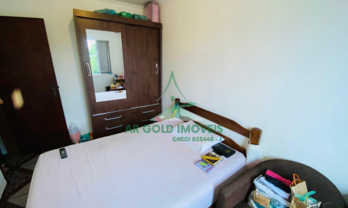 Prédio residencial à venda no Jardim São Jorge | 4 casas | 8 quartos | 3 vagas | 338m²