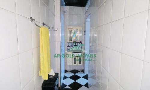 Prédio residencial à venda no Jardim São Jorge | 4 casas | 8 quartos | 3 vagas | 338m²