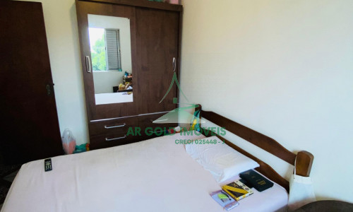 Prédio residencial à venda no Jardim São Jorge | 4 casas | 8 quartos | 3 vagas | 338m²