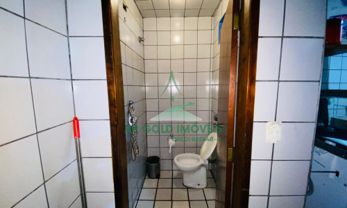 Prédio residencial à venda no Jardim São Jorge | 4 casas | 8 quartos | 3 vagas | 338m²