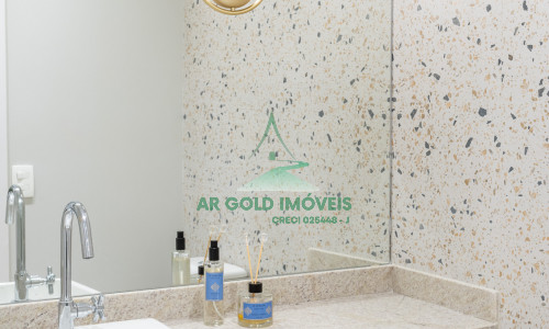 Sala comercial para locação em Pinheiros | 35m² | Mobiliada | Varanda | 1 vaga