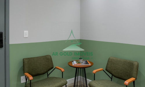 Sala comercial para locação em Pinheiros | 35m² | Mobiliada | Varanda | 1 vaga