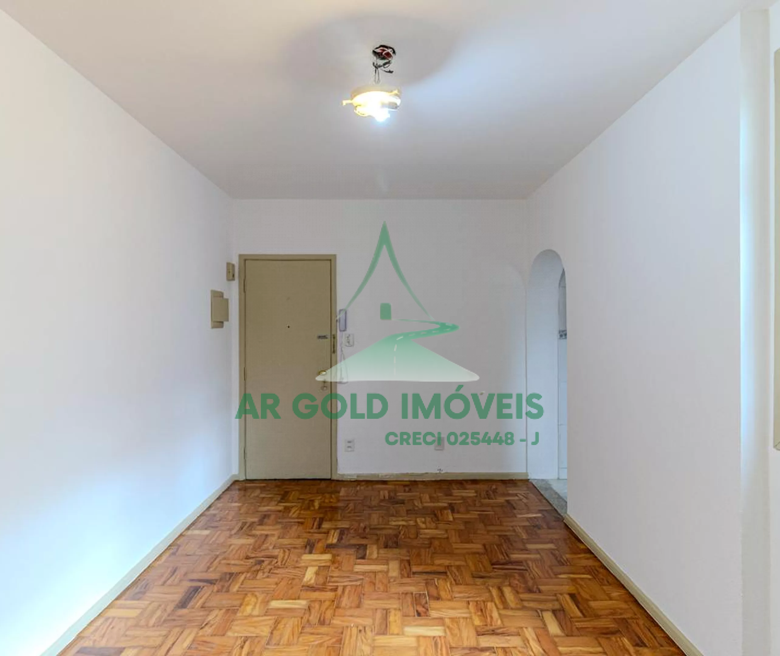 Apartamento à venda na Consolação | 1 dormitório | 63m² | Próx. Metrô | Planta ampla