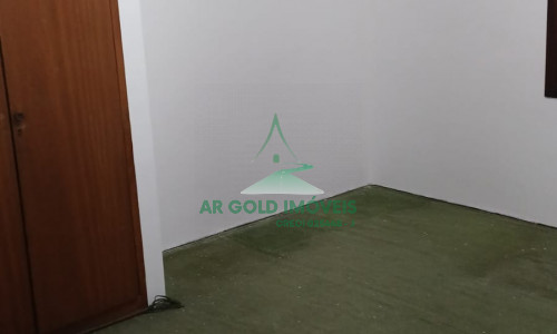 Casa à venda e locação | 360m² | 525m² terreno | Quintal | 8 vagas | Alto padrão