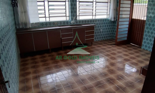 Casa à venda no Jardim Bonfiglioli | 280m² | 3 dormitórios | 4 vagas | Oportunidade