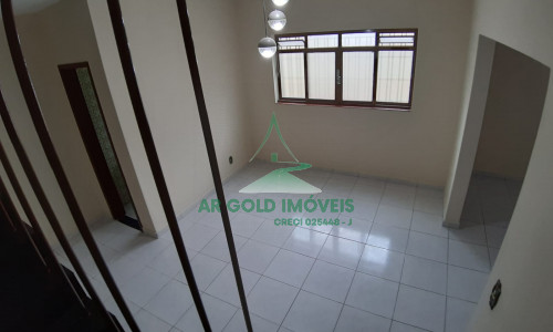 Casa à venda no Jardim Bonfiglioli | 280m² | 3 dormitórios | 4 vagas | Oportunidade