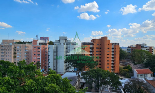 Apartamento à venda em Pinheiros | 2 vagas | Alto padrão | Prédio novo | Lazer completo