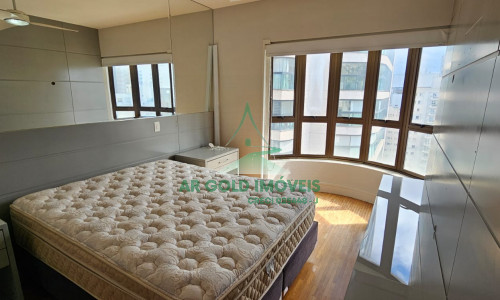 Apartamento duplex à venda no Jardim Paulista | 3 dormitórios | 2 pavimentos | Alto padrão