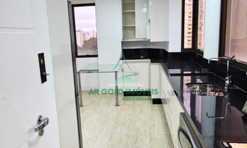 Apartamento duplex à venda em Perdizes | 210m² | 3 suítes | 3 vagas | Alto padrão