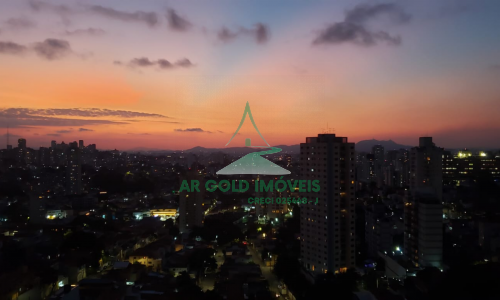 Apartamento duplex à venda em Perdizes | 210m² | 3 suítes | 3 vagas | Alto padrão