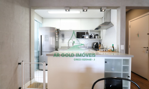 Apartamento à venda na Água Branca | 70m² | 2 dormitórios (1 suíte) | 1 vaga | Varanda