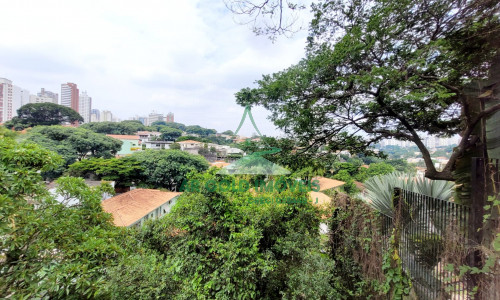 Casa para locação em Perdizes | 430m² | 7 dormitórios | 4 vagas | Uso comercial ou residencial