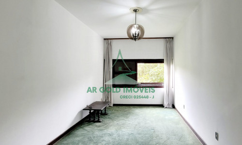 Casa para locação em Perdizes | 430m² | 7 dormitórios | 4 vagas | Uso comercial ou residencial