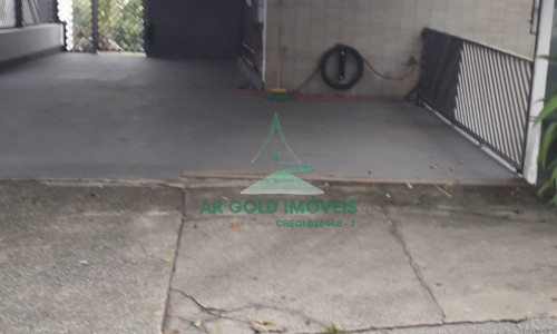 Casa para locação em Perdizes | 430m² | 7 dormitórios | 4 vagas | Uso comercial ou residencial