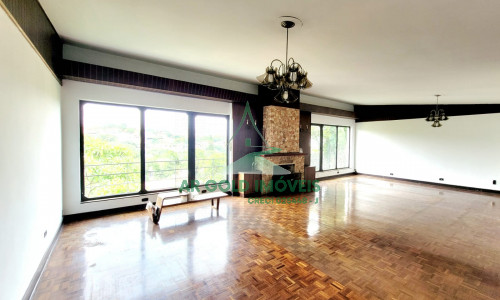 Casa para locação em Perdizes | 430m² | 7 dormitórios | 4 vagas | Uso comercial ou residencial