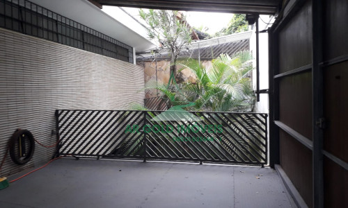 Casa para locação em Perdizes | 430m² | 7 dormitórios | 4 vagas | Uso comercial ou residencial