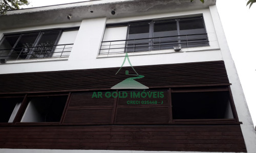 Casa para locação em Perdizes | 430m² | 7 dormitórios | 4 vagas | Uso comercial ou residencial