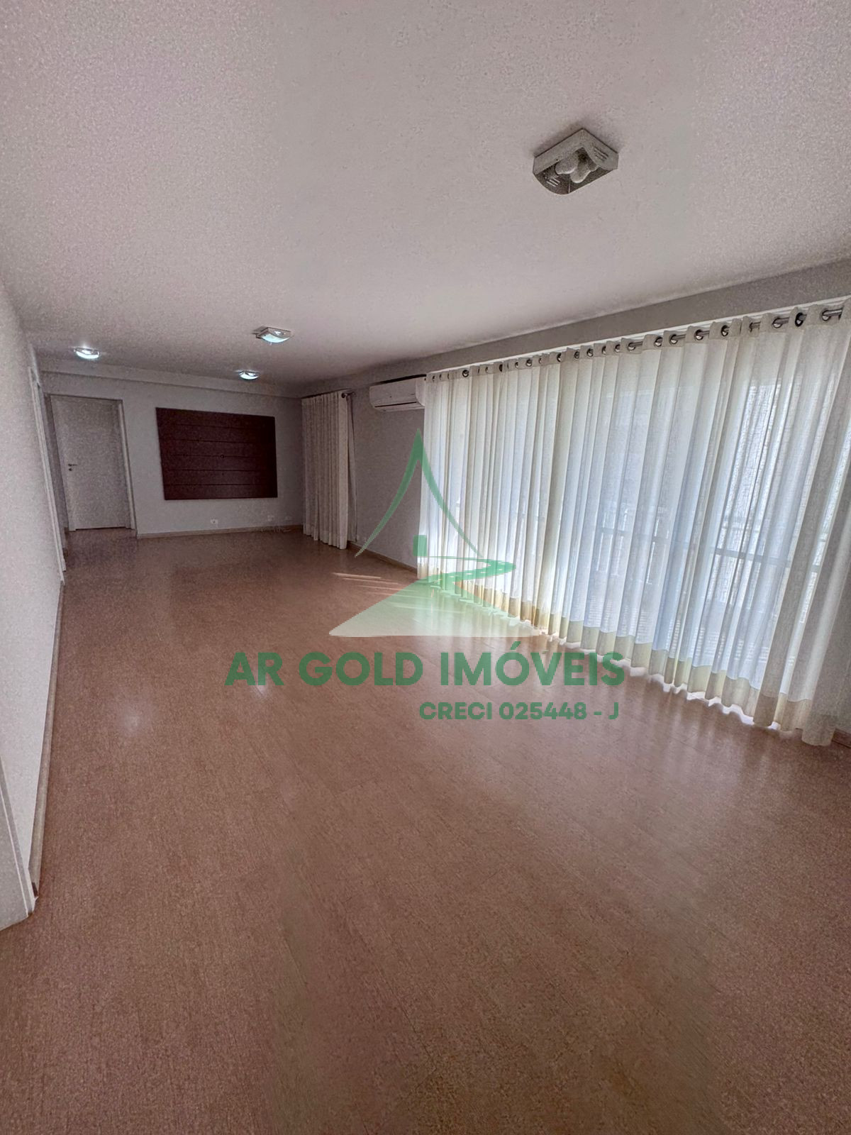 Apartamento para locação no Edifício Sarau Pinheiros | 120m² | 3 dormitórios (1 suíte) | 1 vaga