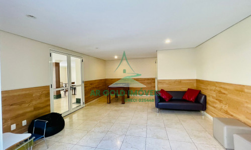 Apartamento à venda em Perdizes | 215m² | 3 suítes | 4 vagas | Reformado e amplo