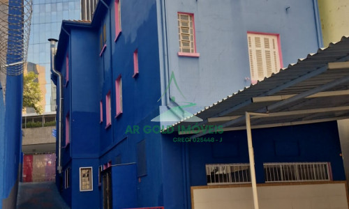 Casa comercial para locação na Bela Vista | 408m² | Amplo estacionamento | Excelente localização