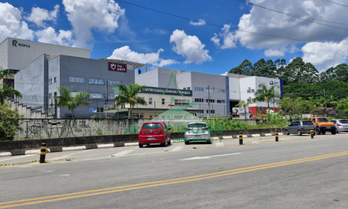 Galpão para locação em Vargem Grande Paulista | 1.000m² | Pé-direito 13,5m | Condomínio fechado