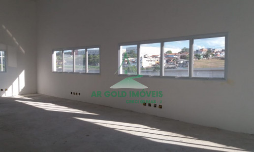 Galpão para locação em Vargem Grande Paulista | 1.000m² | Pé-direito 13,5m | Condomínio fechado