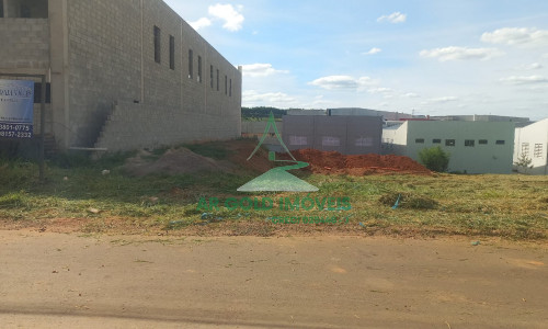 Terreno à venda em Indaiatuba | 2.000m² | 40m de frente | Condomínio empresarial