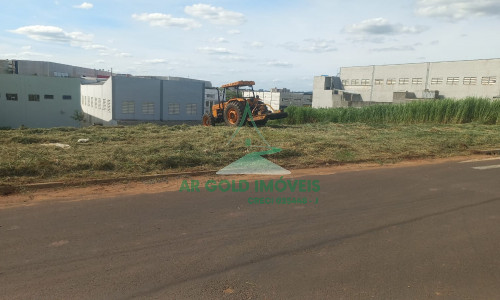 Terreno à venda em Indaiatuba | 2.000m² | 40m de frente | Condomínio empresarial