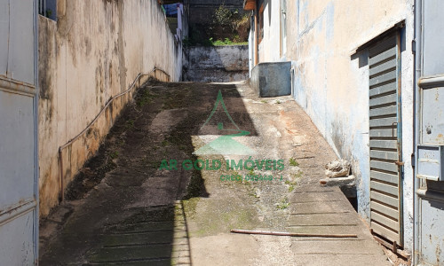 Casa à venda em Francisco Morato | 3 dormitórios | 5 vagas | Salão comercial