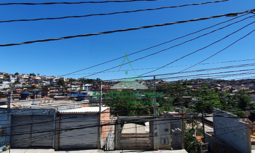 Casa à venda em Francisco Morato | 3 dormitórios | 5 vagas | Salão comercial