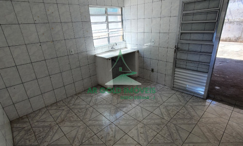 Casa à venda em Francisco Morato | 3 dormitórios | 5 vagas | Salão comercial