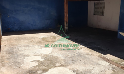 Casa à venda em Francisco Morato | 3 dormitórios | 5 vagas | Salão comercial